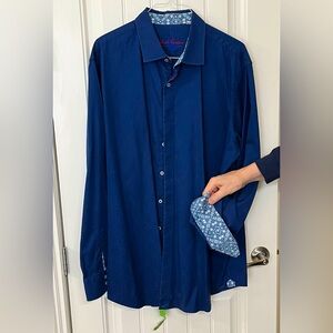 Tall man XXL Long-sleeved Robert Graham shirt.